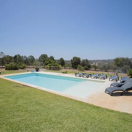 Villa Petalas De V063